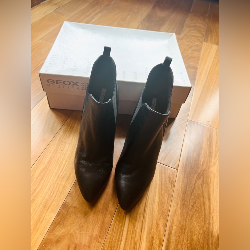 Geox Black Leather Ankle Boots